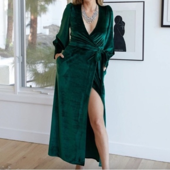 Ladygang rich dress in green velvet like material size small long sleeve party - Picture 1 of 3